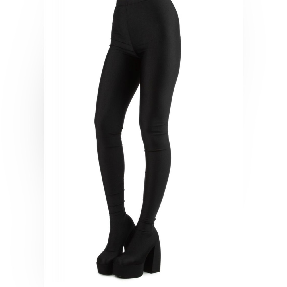 AKIRA Black Platform Boots - Picture 9 of 9